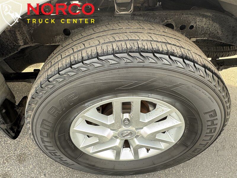 Used 2017 Nissan Frontier SV RWD image 11
