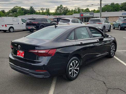 Used 2024 Volkswagen Jetta S FWD image 4