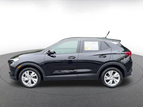 Used 2025 Buick Encore GX Preferred FWD image 9