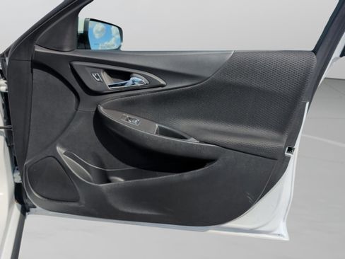 Used 2025 Chevrolet Malibu LT FWD image 24