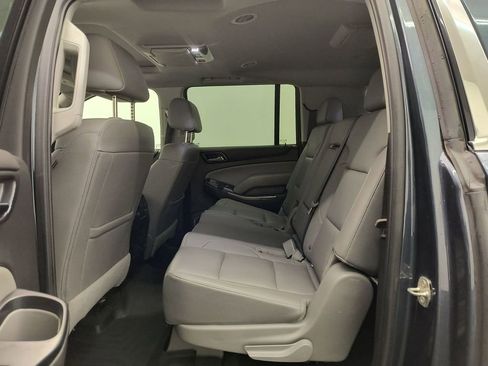 Used 2020 Chevrolet Suburban LT image 13