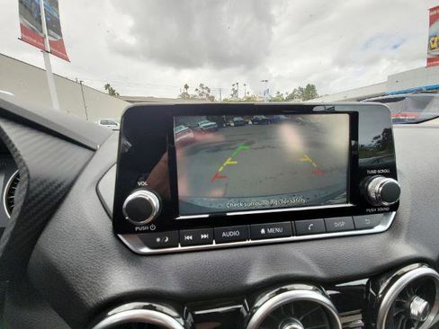 Used 2024 Nissan Sentra S FWD image 14