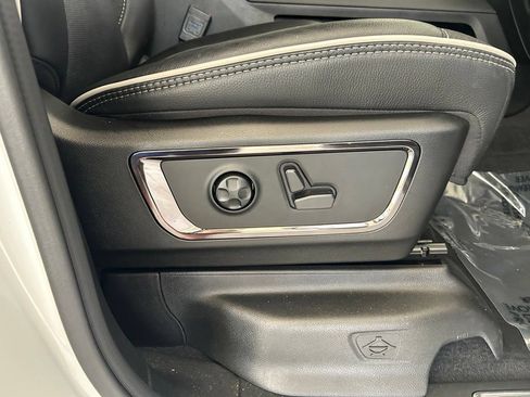 Used 2025 RAM 1500 Limited w/ Bed Utility Group AWD/4WD image 34