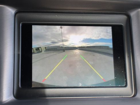 Used 2022 Dodge Charger SXT image 25