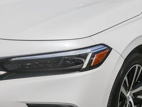 Used 2024 Honda Civic LX image 6