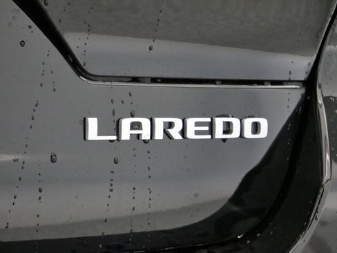 New 2025 Jeep Grand Cherokee Laredo w/ Luxury Tech Group I AWD/4WD image 53