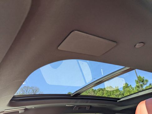 Used 2025 Lincoln Aviator Reserve w/ Equipment Group 201A image 16