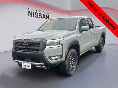 New 2025 Nissan Frontier PRO-4X w/ Pro Convenience Package image 1