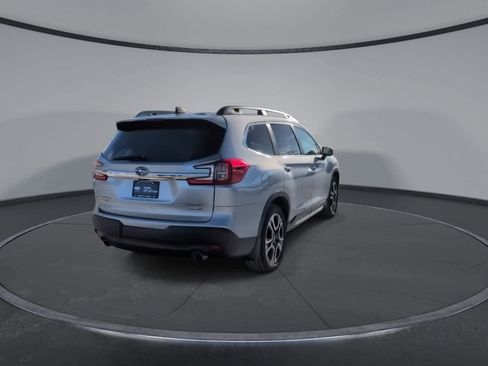 Used 2023 Subaru Ascent Limited image 8