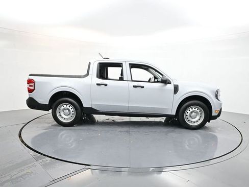 New 2025 Ford Maverick XL FWD image 8