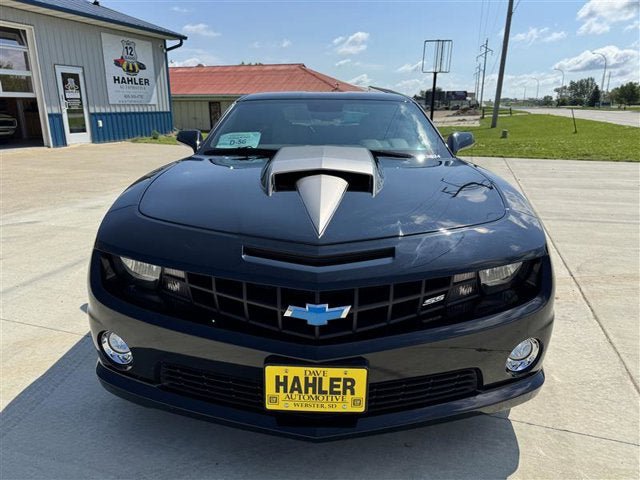 Used 2010 Chevrolet Camaro SS w/ RS Package RWD image 3