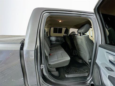 Used 2019 RAM 1500 Big Horn image 24