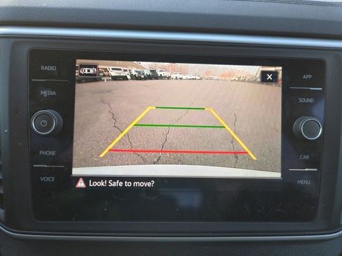 Used 2021 Volkswagen Atlas SE image 14