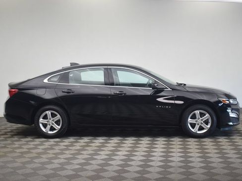 Used 2022 Chevrolet Malibu LS FWD image 12