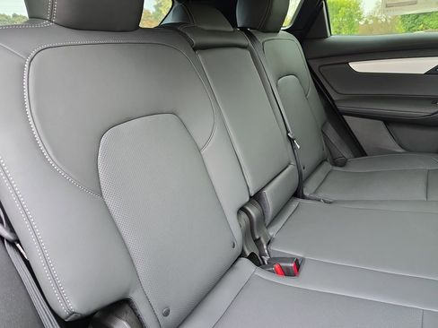 New 2025 VinFast VF 8 Plus AWD/4WD image 20