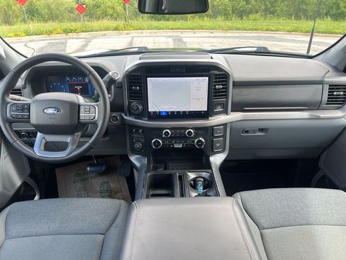 Used 2025 Ford F150 XLT w/ Equipment Group 302A MID AWD/4WD image 19