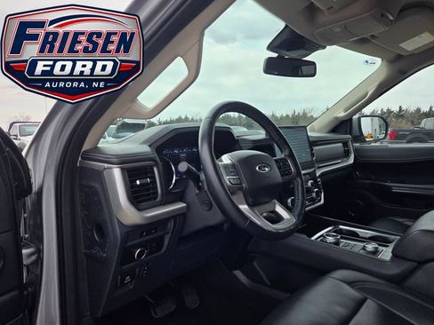 Used 2024 Ford Expedition Max XLT AWD/4WD image 13