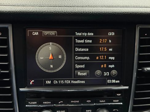 Used 2015 Porsche Panamera 4 AWD/4WD image 19