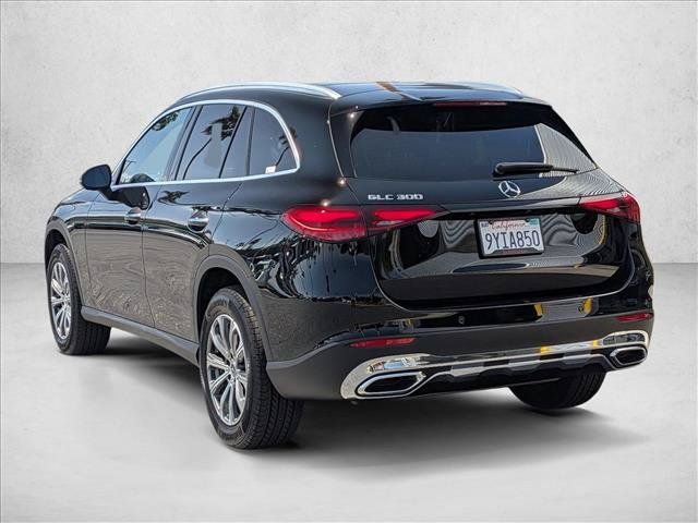 Used 2026 Mercedes-Benz GLC 300 image 8
