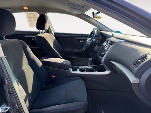 Used 2013 Nissan Altima 2.5 SV image 18