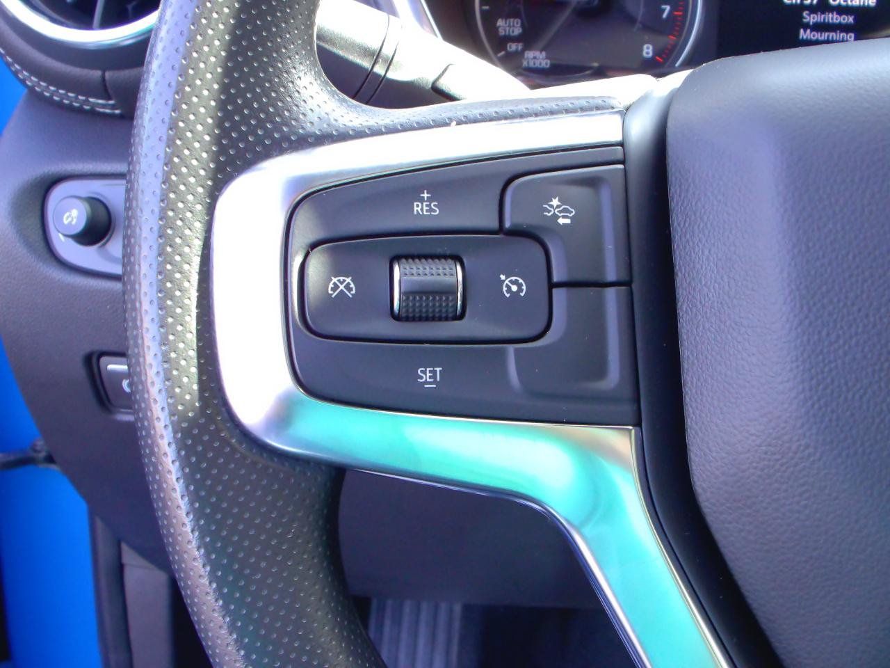 Used 2025 Chevrolet Blazer LT w/ Convenience Package FWD image 18