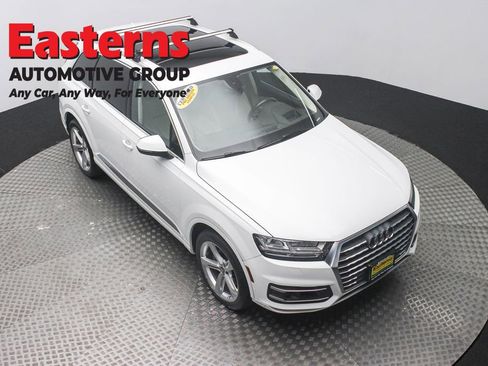 Used 2019 Audi Q7 3.0T Prestige w/ Prestige Package AWD/4WD image 3