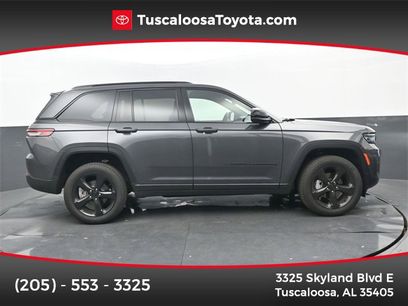 Used 2025 Jeep Grand Cherokee Limited w/ Black Appearance Package