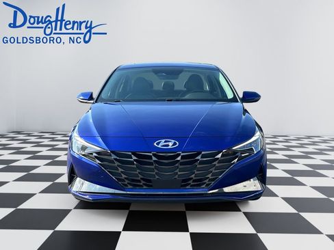 Used 2022 Hyundai Elantra Limited FWD image 8
