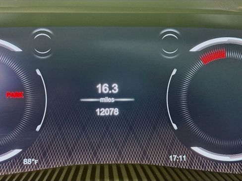 Used 2024 Aston Martin DBX 707 AWD/4WD image 12