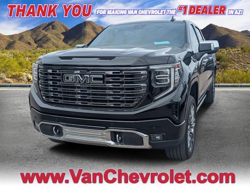 Used 2025 GMC Sierra 1500 Denali Ultimate image 1