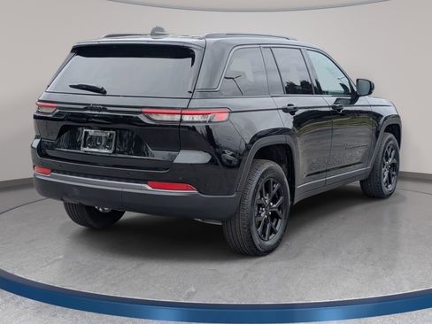 New 2026 Jeep Grand Cherokee Altitude AWD/4WD image 5