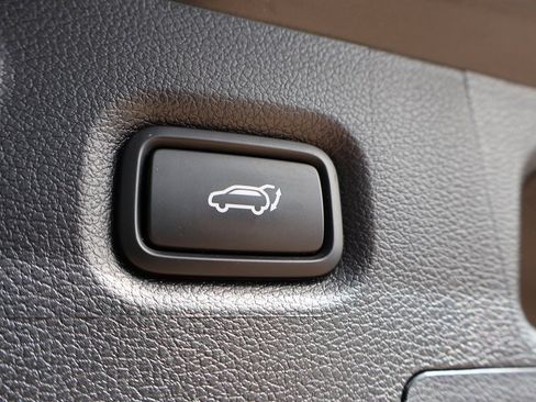 Certified 2023 Hyundai Santa Fe Calligraphy image 17