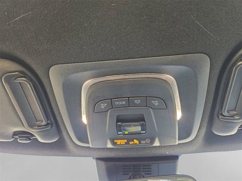 Used 2023 Toyota Corolla SE image 23