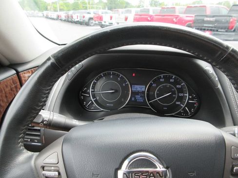 Used 2018 Nissan Armada Platinum w/ Captain Seat Package AWD/4WD image 36