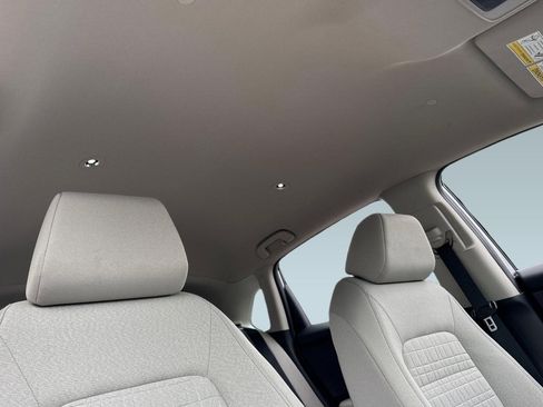 Used 2023 Honda HR-V LX image 26