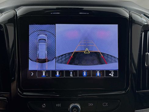 Used 2020 Chevrolet Traverse RS FWD image 15