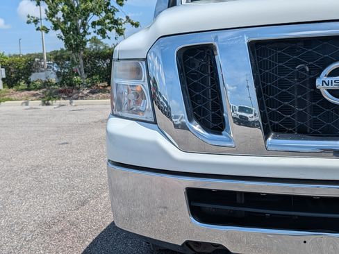 Used 2013 Nissan NV 3500 SV w/ Technology Pkg RWD image 9