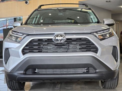 Used 2024 Toyota RAV4 XLE AWD/4WD image 16
