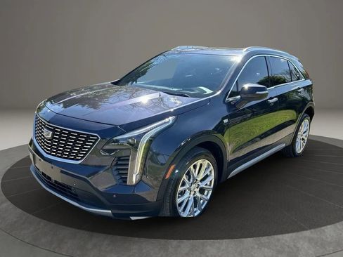 Used 2022 Cadillac XT4 Premium Luxury w/ LPO, Radiant Package AWD/4WD image 1
