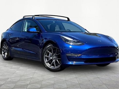Used 2022 Tesla Model 3 Long Range image 1