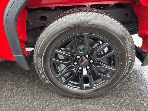 Used 2024 GMC Sierra 1500 Elevation AWD/4WD image 11