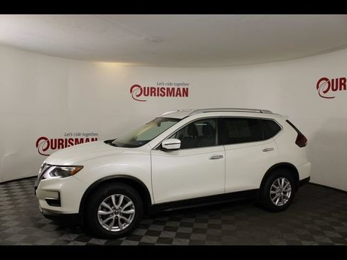 Used 2019 Nissan Rogue SV AWD/4WD image 4