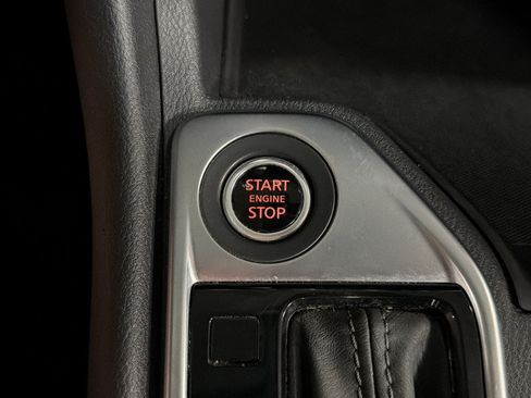 Used 2025 Nissan Sentra SV FWD image 30