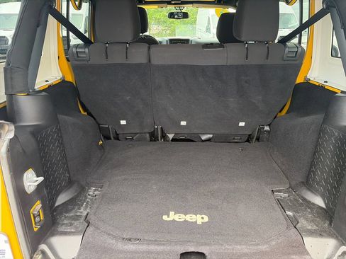 Used 2015 Jeep Wrangler Unlimited Sport w/ Quick Order Package 24S AWD/4WD image 28