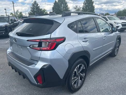 Used 2026 Subaru Crosstrek 2.0i Premium AWD/4WD image 3