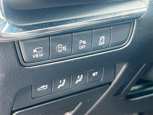 Used 2025 MAZDA MAZDA3 2.5 Turbo Sedan w/Premium Plus image 10