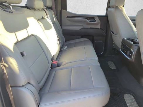 Used 2023 GMC Sierra 1500 SLT w/ SLT Premium Package RWD image 25