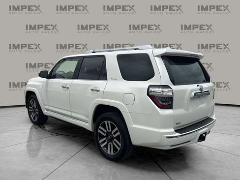 Used 2018 Toyota 4Runner Limited image 3