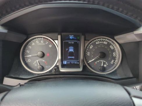 Used 2018 Toyota Tacoma SR5 image 17