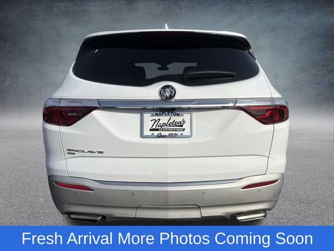 Used 2024 Buick Enclave Premium image 5